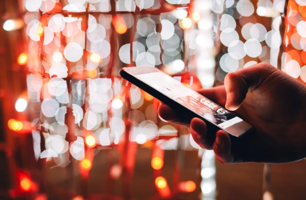 Meta Advantage+ Shopping in South Africa (person shopping on social media)